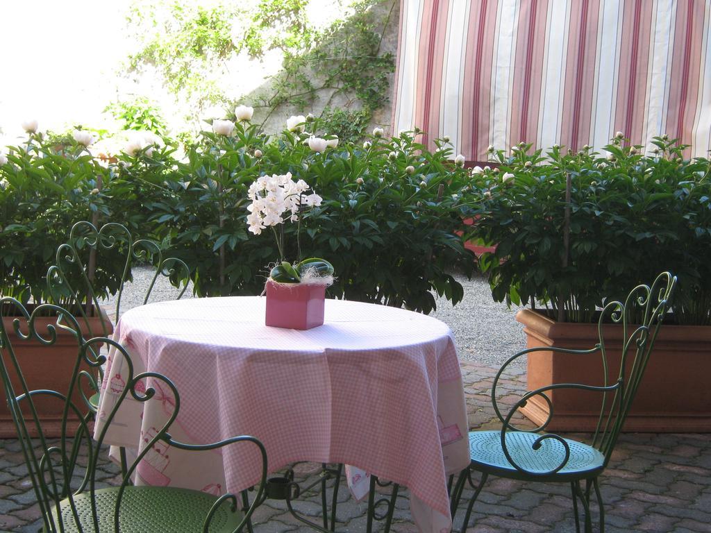 B&B Ristorante Del Monte Colleretto Giacosa Ngoại thất bức ảnh